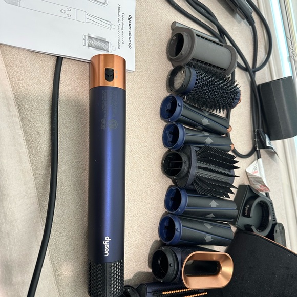 Dyson Hair Airwrap Styler Kit in Navy and Copper - Picture 2 of 9